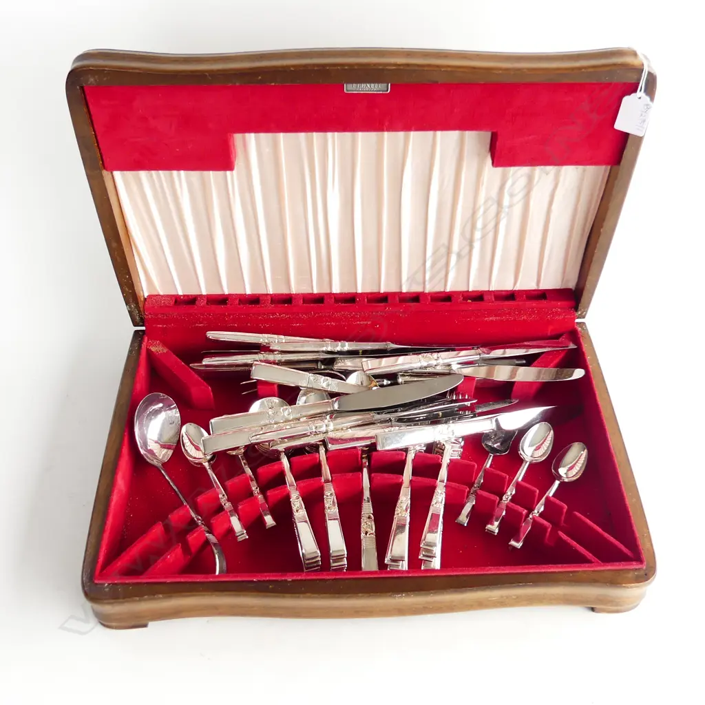 COMMUNITY SILVER PLATE CUTLERY CANTEEN W.460mm Image 1++