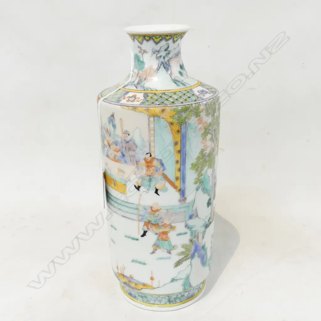 CHINESE FAMILE VERT VASE H.260mm Image 1++