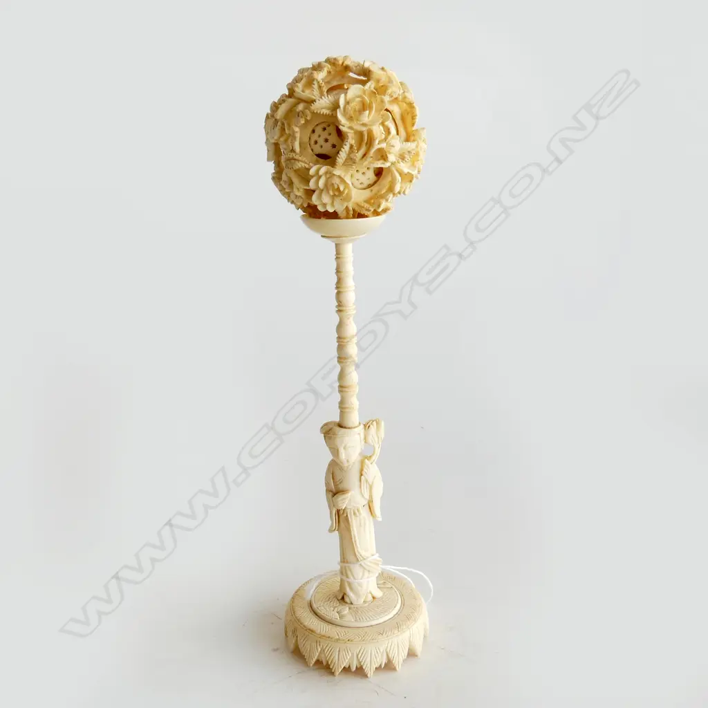 IVORY PUZZLE BALL ON STAND H.215mm Image 1++