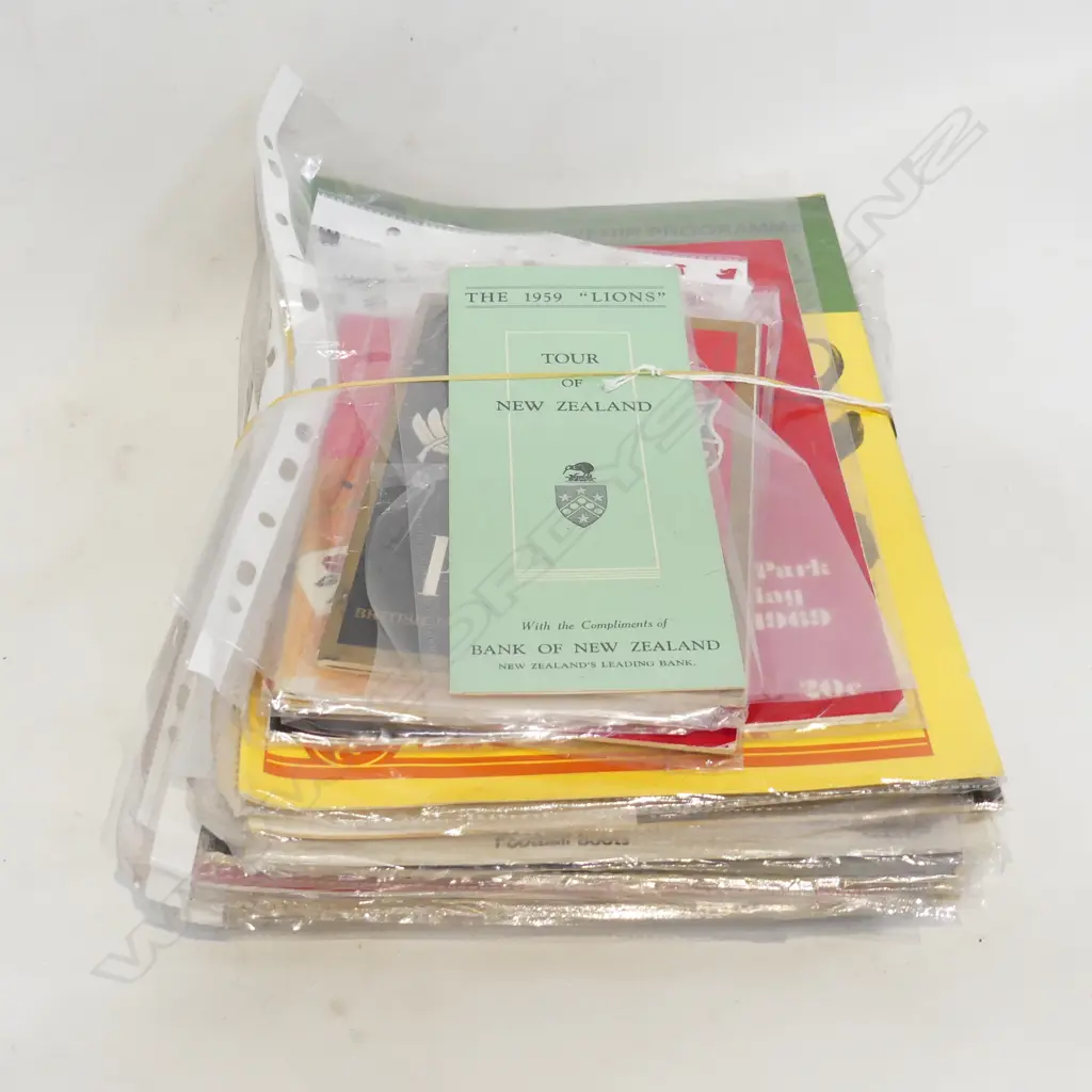 BUNDLE OF ALL BLACK SOUVENIR PROGRAMMES, INTERNATIONAL & PROVINCIAL, various yrs '50s to '80s Image 1++