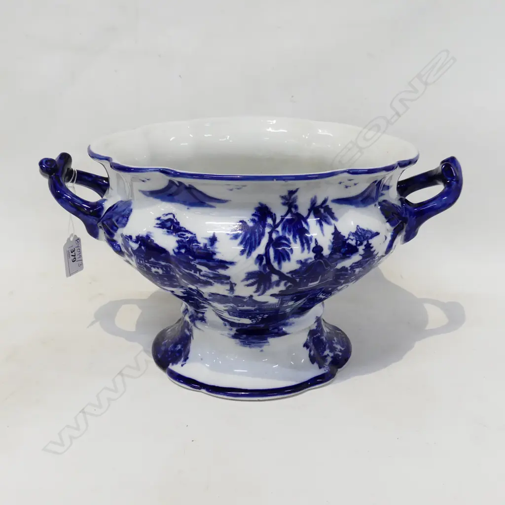 B/W TUREEN; CHINESE LANDSCAPE SCENES W.340mm Image 1++