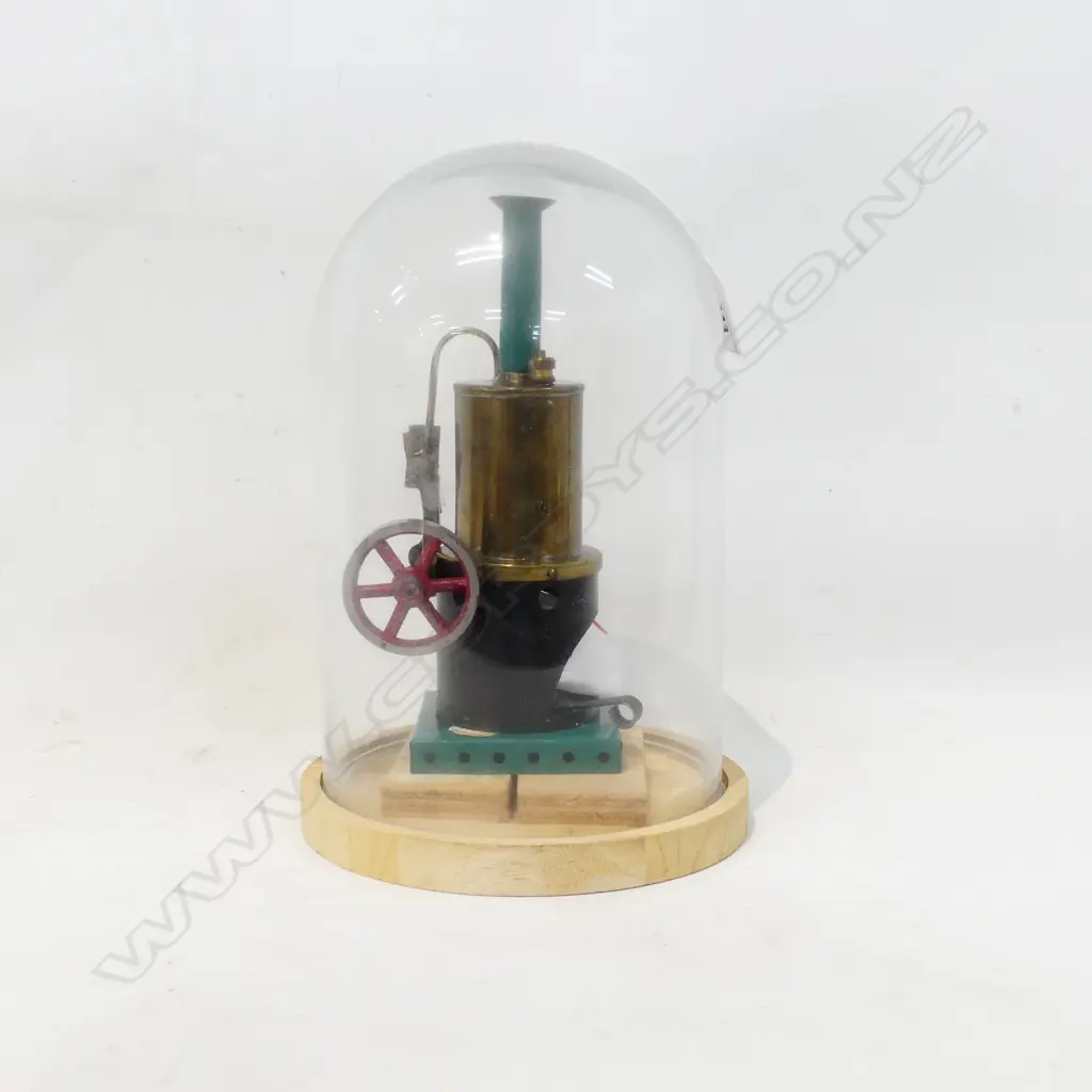 CRANKO MODEL STEAM ENGINE UNDER GLASS DOME H260MMCRANKO MODEL STEAM ENGINE IN GLASS DOME H260MM Image 1++