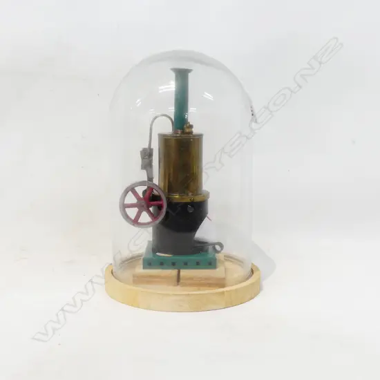 CRANKO MODEL STEAM ENGINE UNDER GLASS DOME H260MMCRANKO MODEL STEAM ENGINE IN GLASS DOME H260MM