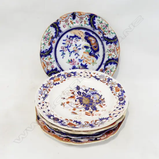 6 VICTORIAN DINNER PLATES - FAULTS 265mm dia