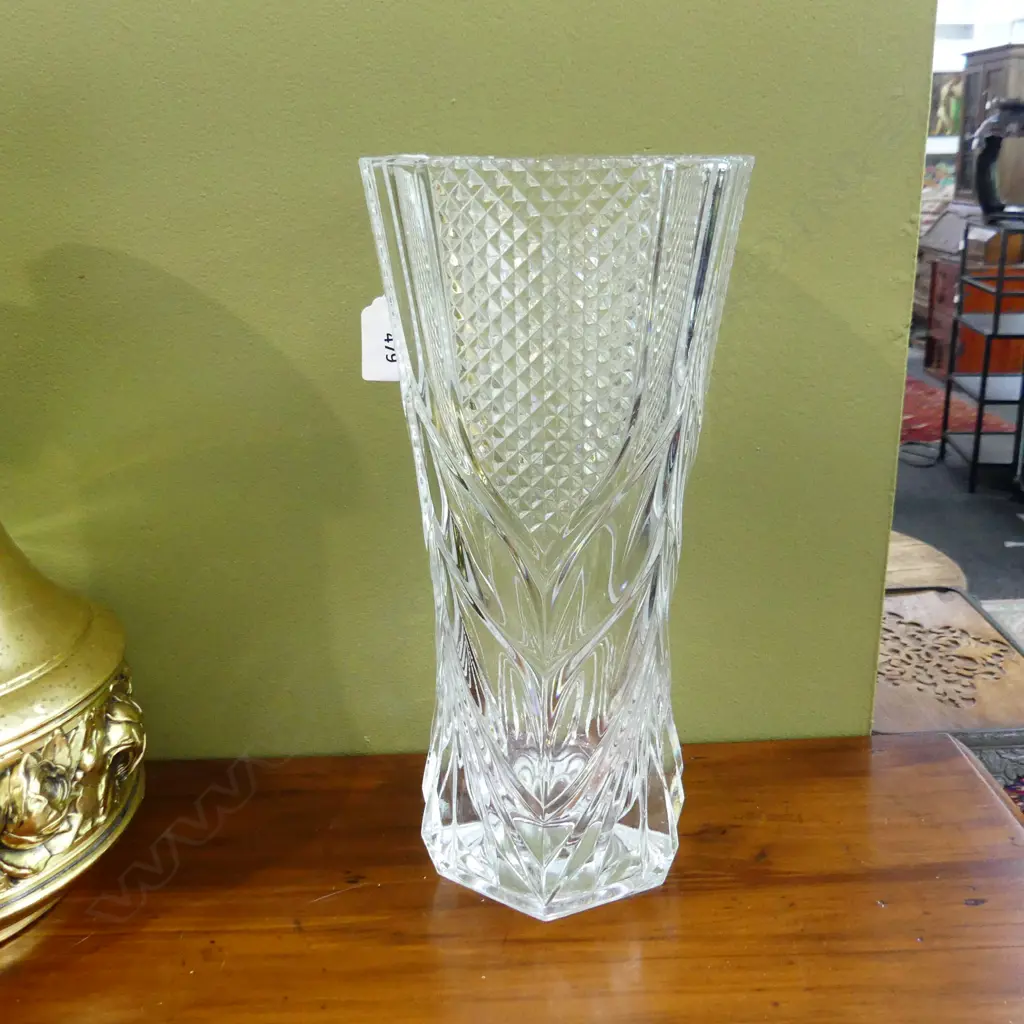 LARGE CUT CRYSTAL VASE .H.300mm Image 1++