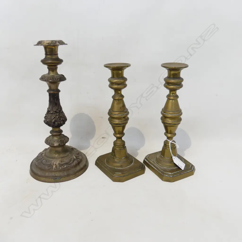 PR ANTIQUE BRASS CANDLE STICKS H.255mm + SILVER OVER COPPER SINGLE Image 1++