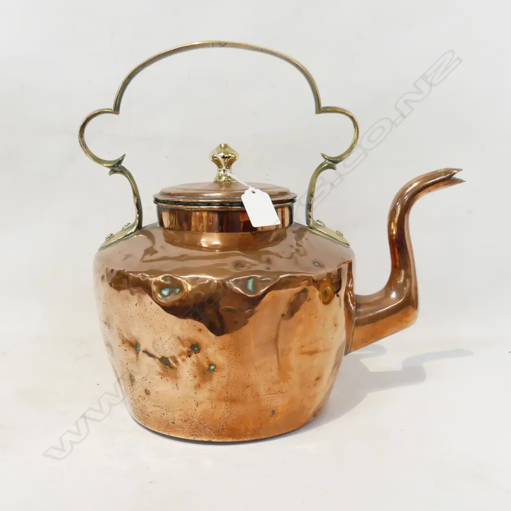 VICTORIAN COPPER KETTLE H.320mm Image 1++