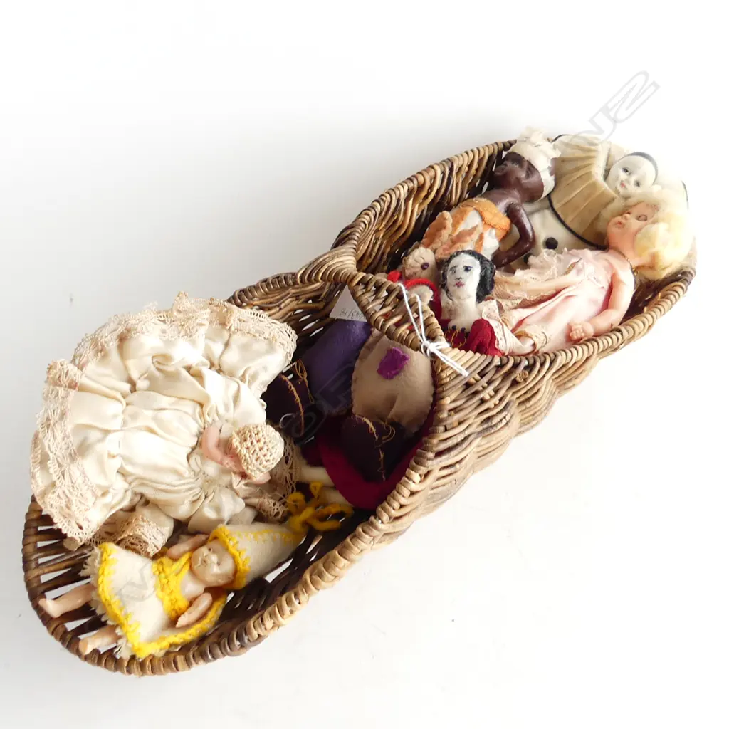 WOVEN CANE BASKET L440MM & CONTENTS VINTAGE MINITURE DOLLS ETC Image 1++