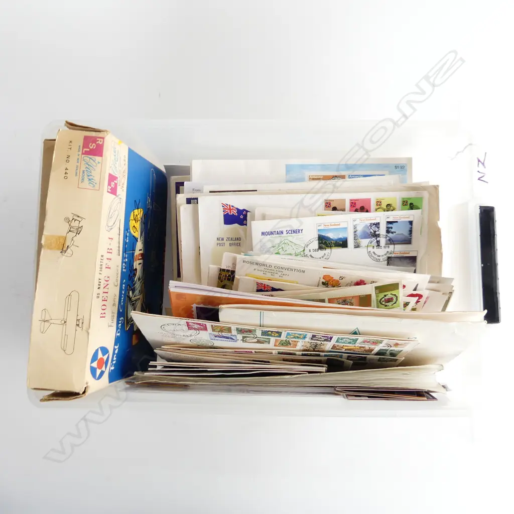 LGE COLLECTION OF NZ First Day Covers AS PER LIST IN BOX 1935-1997 Image 1++