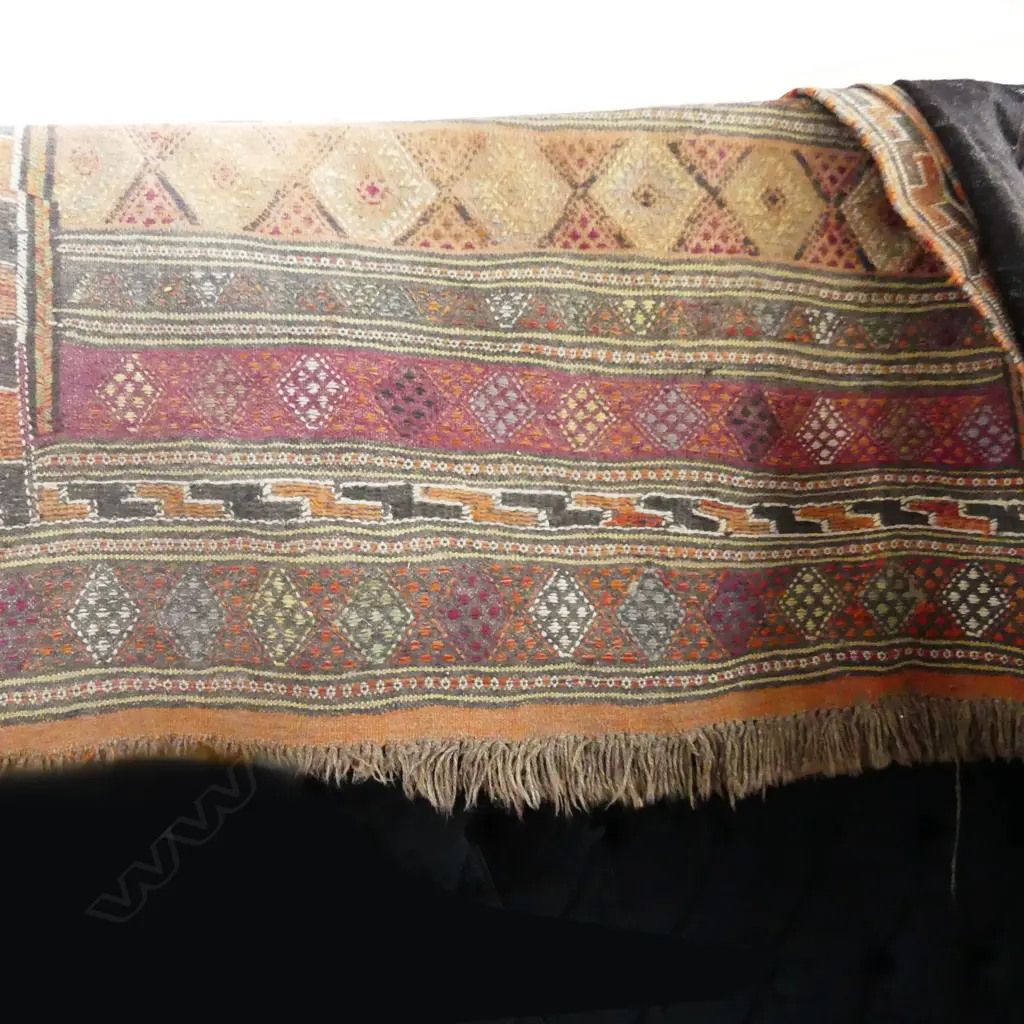 LG HAND KNOTTED ALL WOOL RUG 2200x1330mm Image 1++