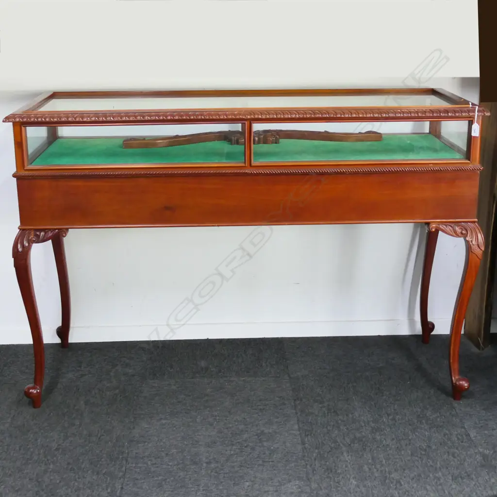 FRENCH STYLE MAHOGANY TABLE VITRINE 1400x550x940mm Image 1++