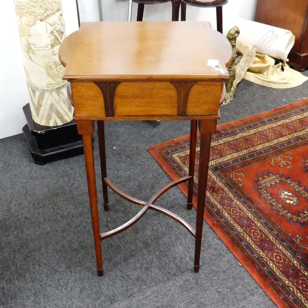 VINTAGE SEWING TABLE H.710mm Image 1++