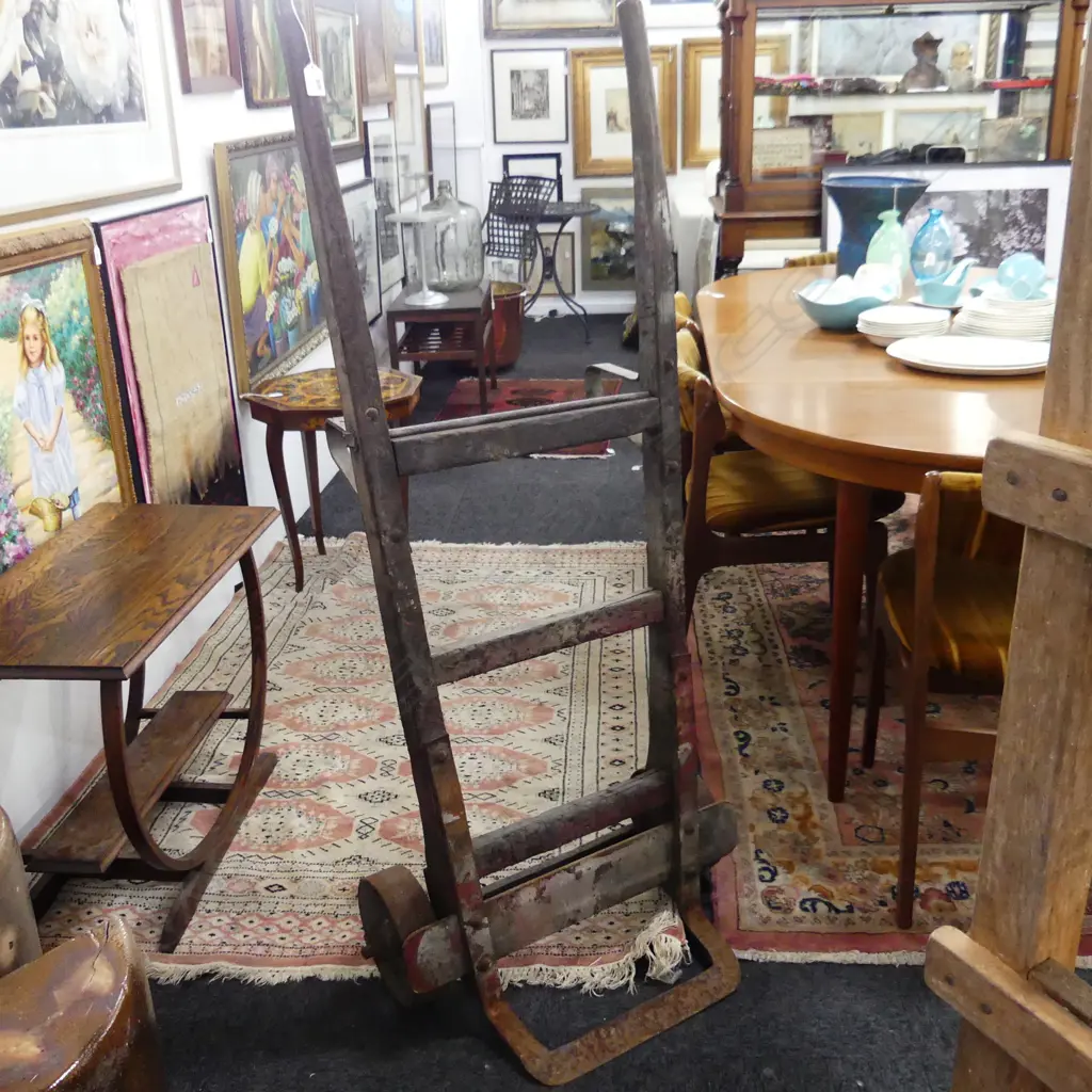 VINTAGE WOODEN TROLLEY H.410mm Image 1++