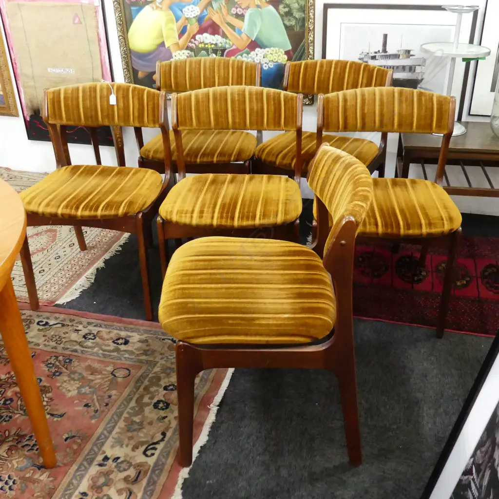 6 OTTO LARSEN RETRO DINING CHAIRS - 2 REQ. ATTENTION Image 1++