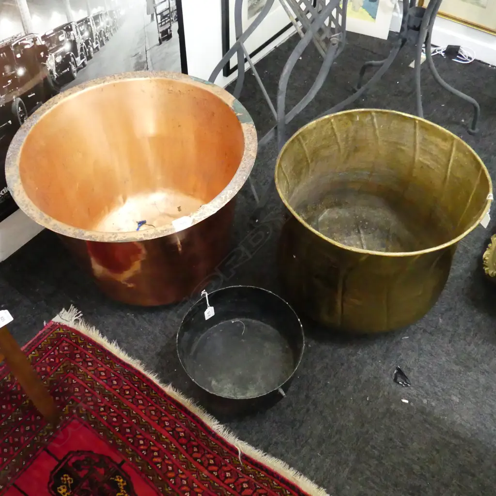 LARGE OLD COPPER 400X H.540mm BRASS WOODBIN 430XH.400mm & CAST IRON TRYG 260XH.160mm Image 1++