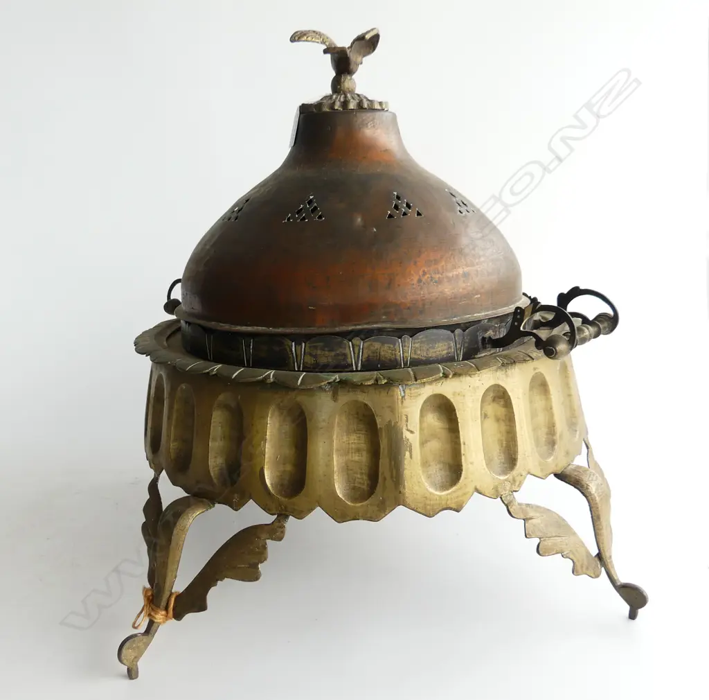 LG VINTAGE BRASS SAMOVAR 420mm dia Image 1++