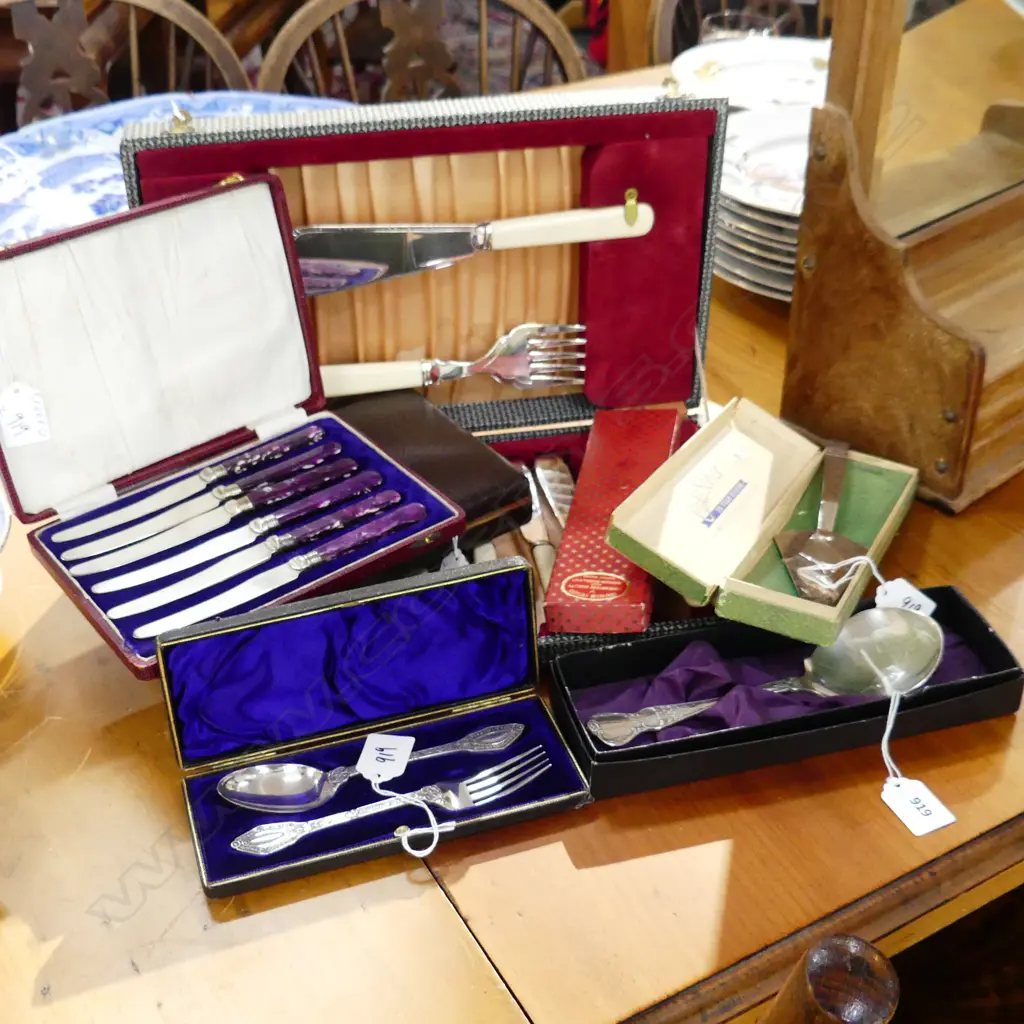 SEVEN LOTS BOXED CUTLERY. TWO RODD SERVERS BOXED FISH SET TESPOONS ETC   Image 1++