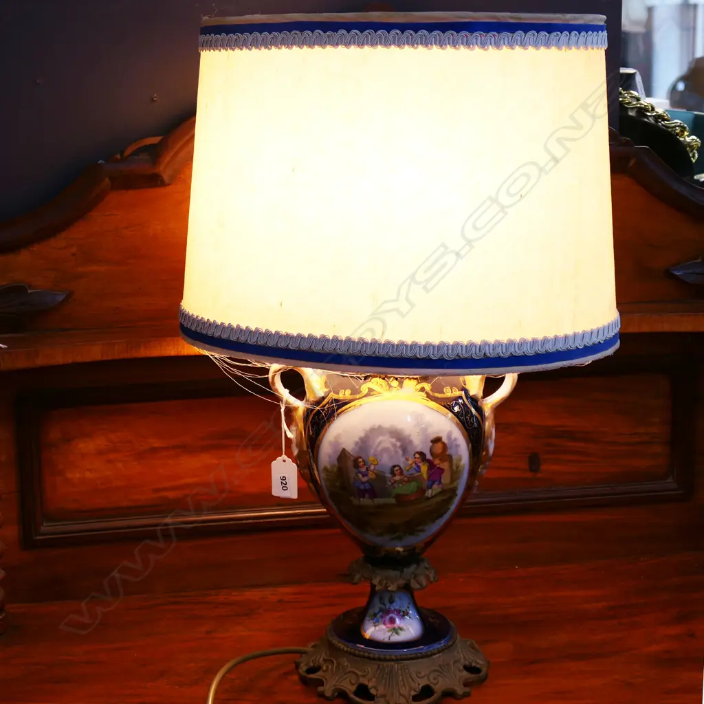 VINTAGE URN LAMP H.555mm Image 1++