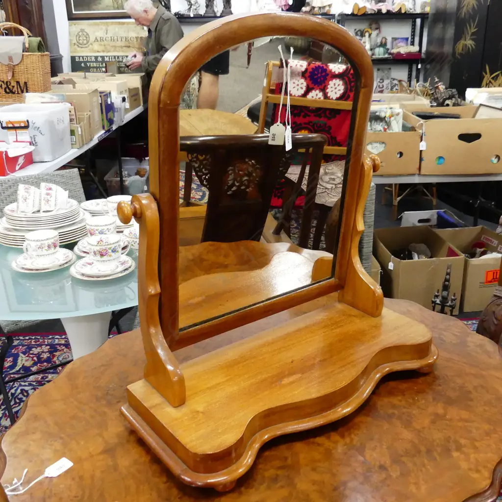 VICTORIAN STYLE TOILET MIRROR H.610mm Image 1++
