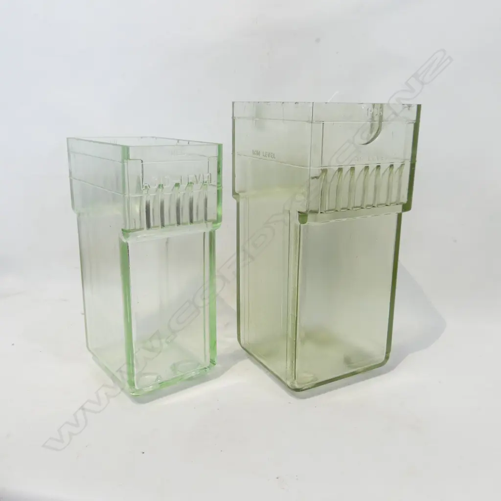 2 VINTAGE GLASS BATTERY VASES H.365 / 315mm Image 1++