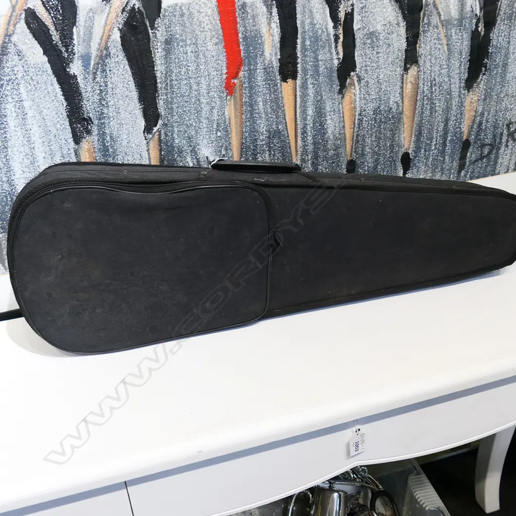 VIOLIN CASED WITH BOW Image 1++
