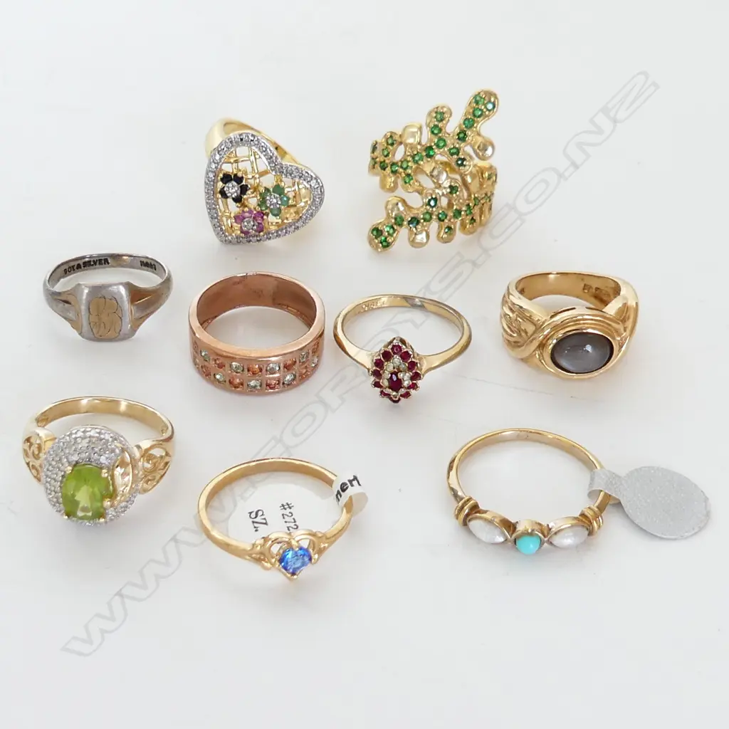 9 RINGS;1x 9CT SIGNET, 5x 925 30 GRAMS, 3x COSTUME Image 1++