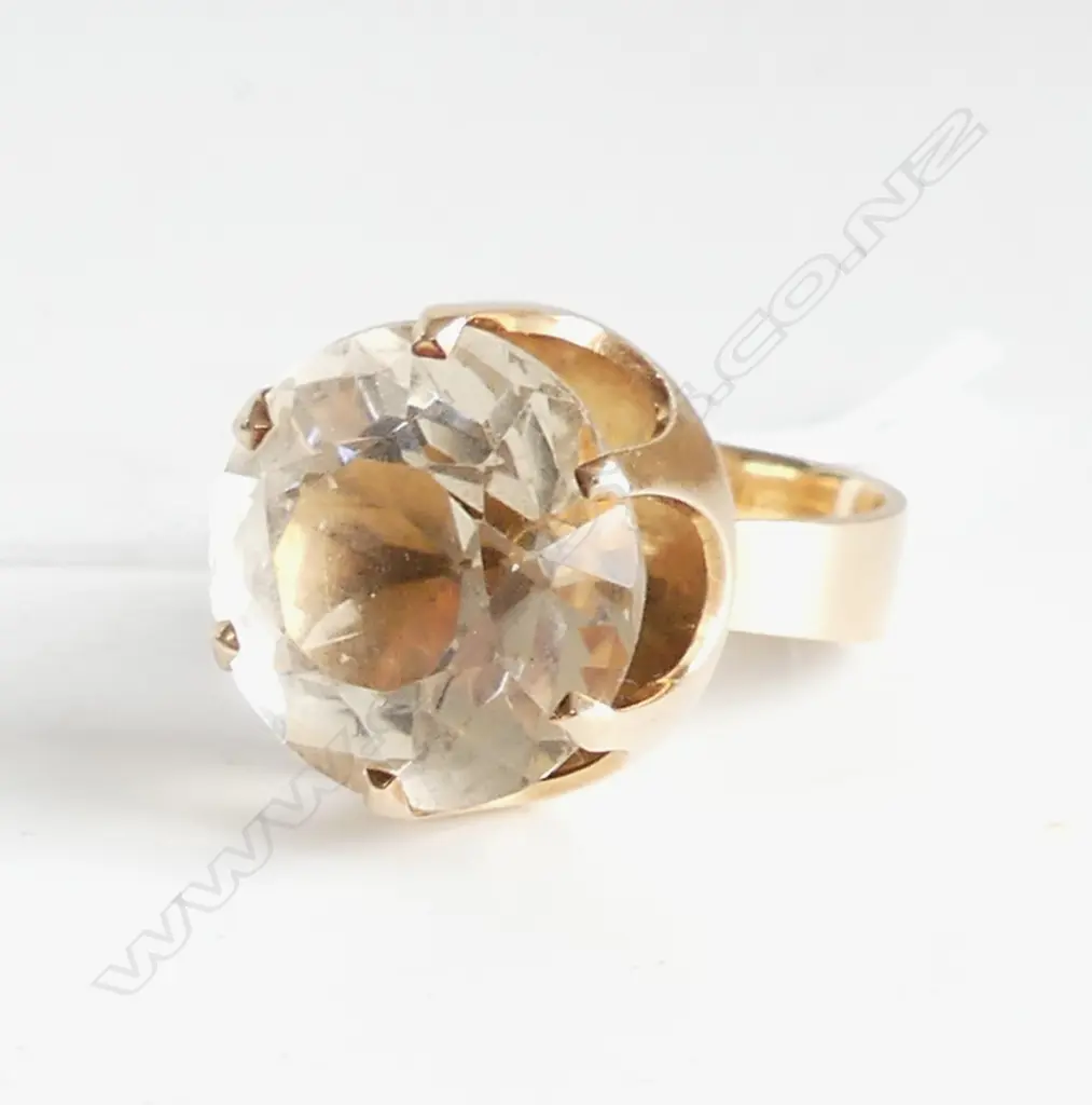 14CT PALE CITRINE RETRO COCKTAIL RING - FINLAND, DIA.17mm, SMALL CHIP TO EDGE Image 1++