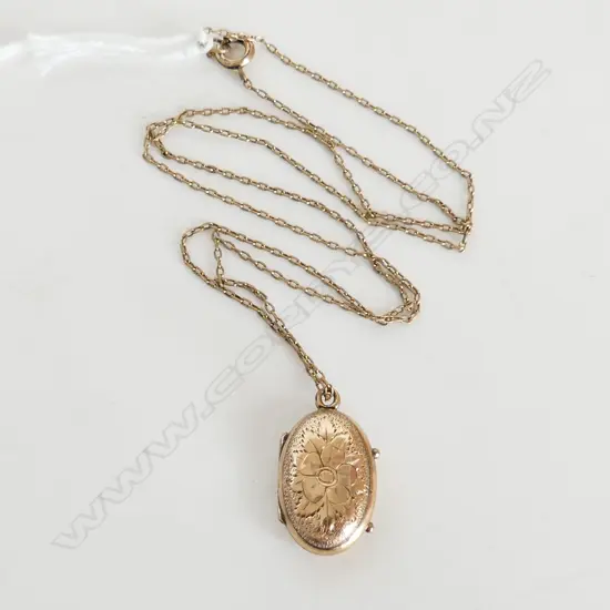 SMALL 9CT GOLD LOCKET WITH GOLD PLATED CHAIN 2.28gm