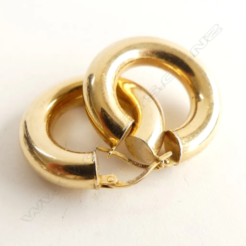 PR 9CT HOOP EARRINGS 3.7 GRAMS Image 1++
