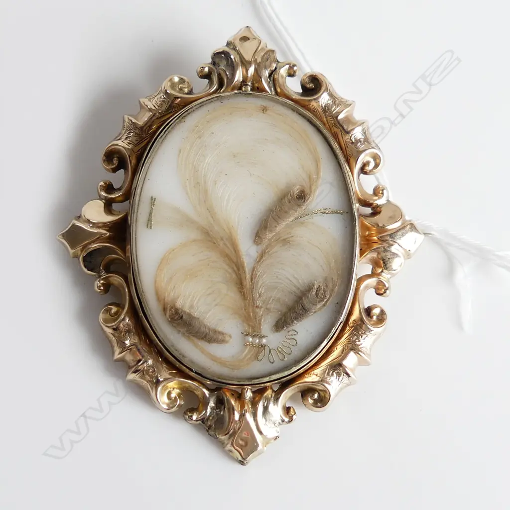 MAGNIFICENT VICT MOURNING BROOCH 9CT 25gms Image 1++