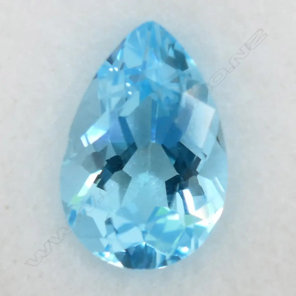 BLUE TOPAZ PEAR SHAPE 15X10 =7.05CT Image 1++