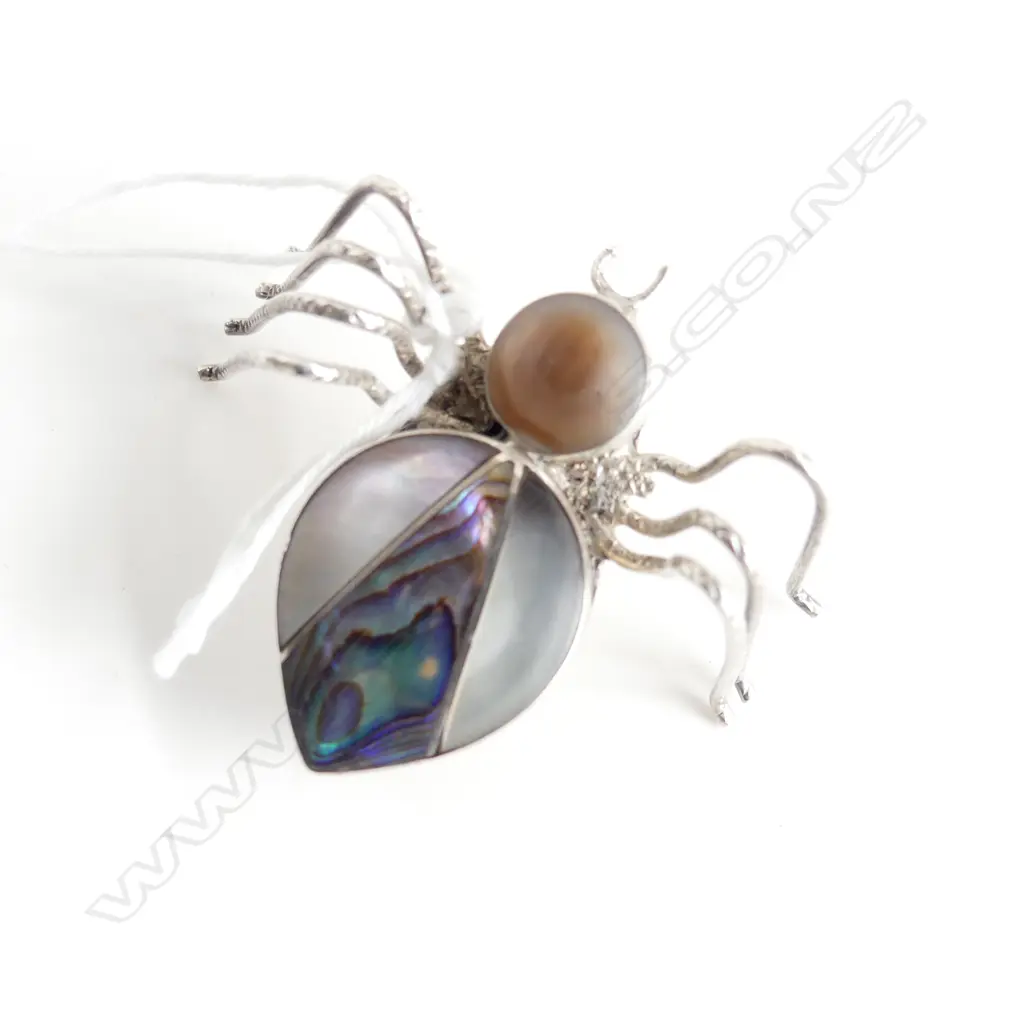 STERLING SILVER & MoP BUG BROOCH 40x45mm Image 1++