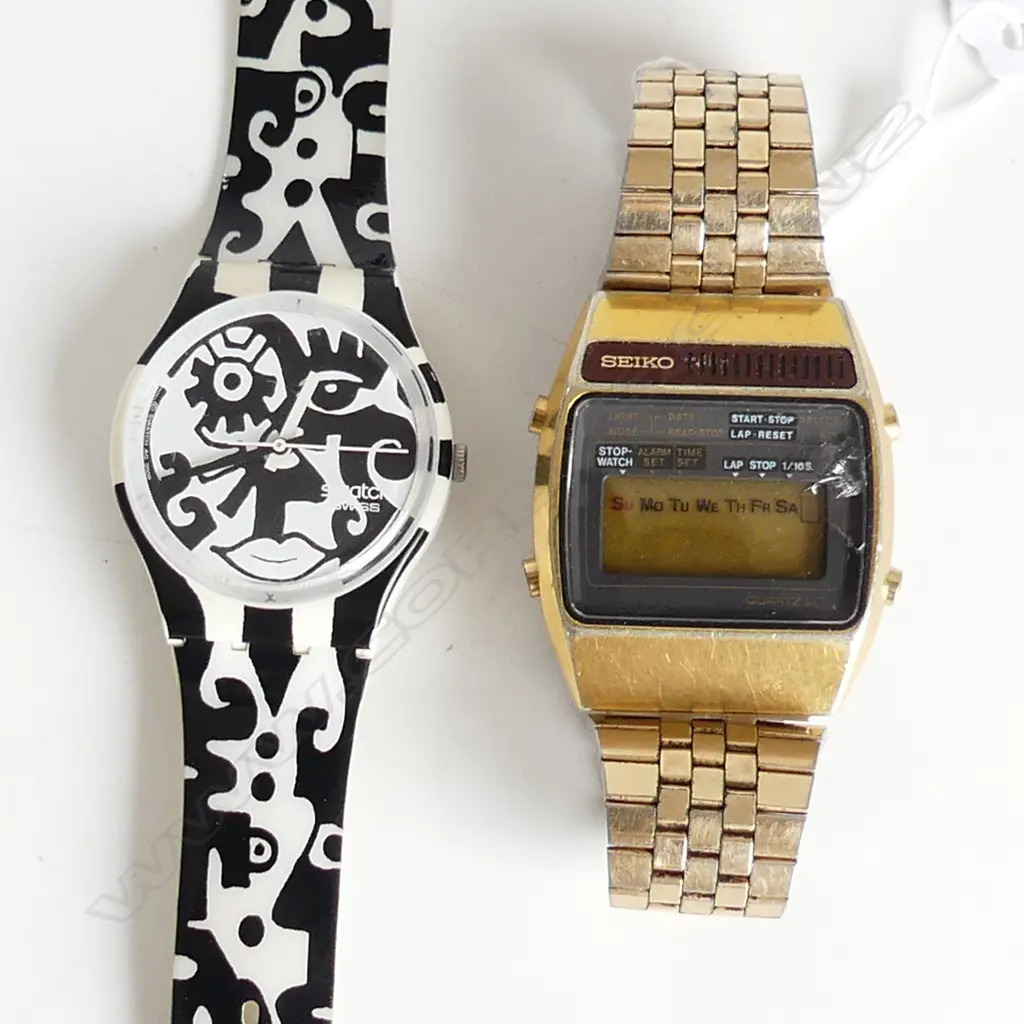 BLACK & WHITE SWATCH WATCH & SEIKO GOLD DIGITAL WATCH (FACE CRACKED) Image 1++