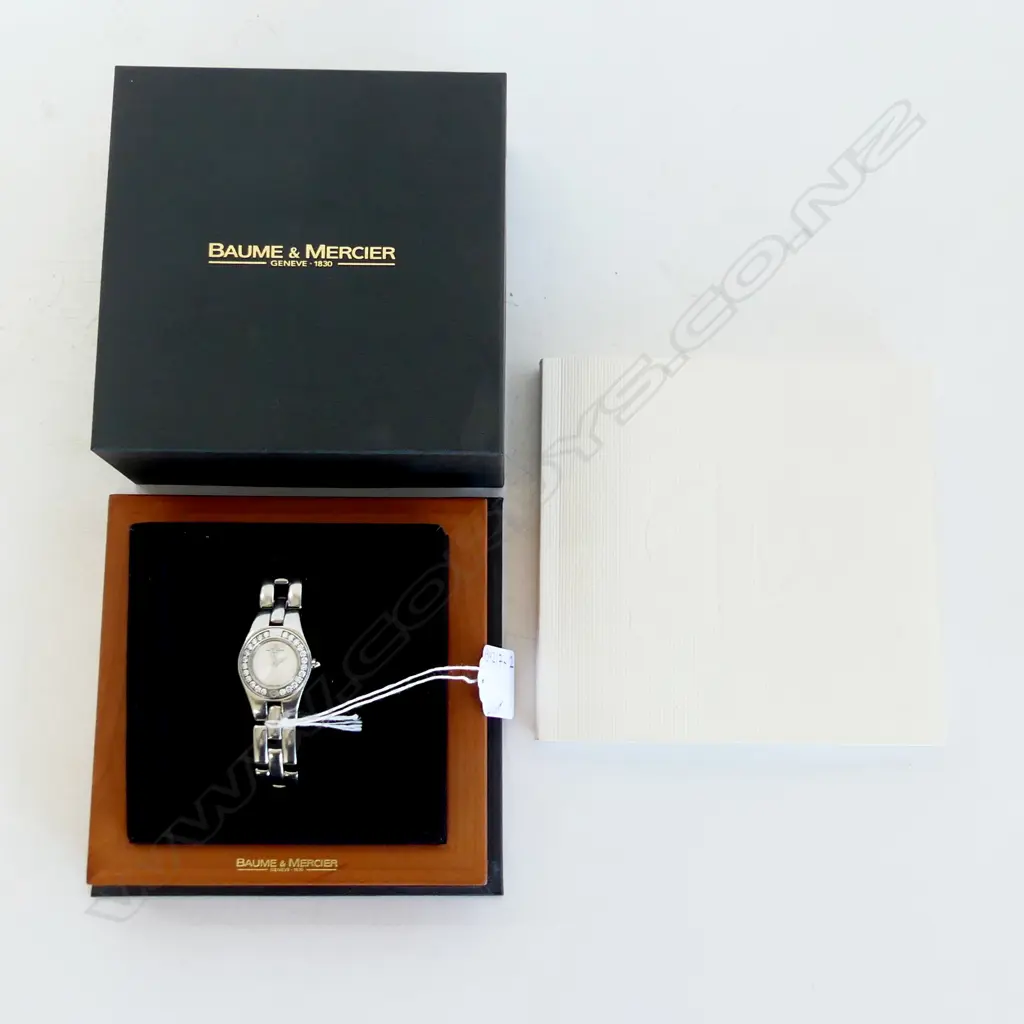 BAUME & MERCIER LADIES WATCH, 24 DIAMONDS AROUND FACE, W CERT & ORIGINAL BOX Image 1++