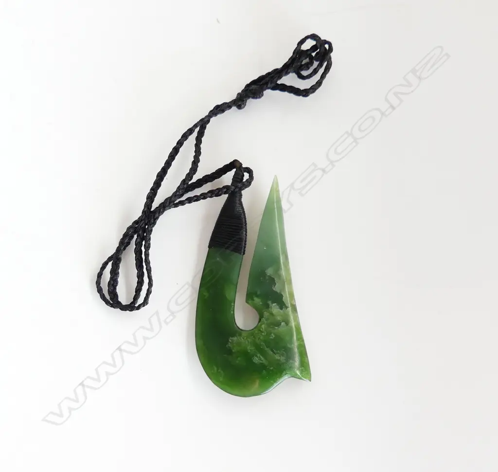 TE KAHA carved pounamu (gem kahurangi) matau (bound fish hook) pendant with certificate 2017. L.90mm Image 1++