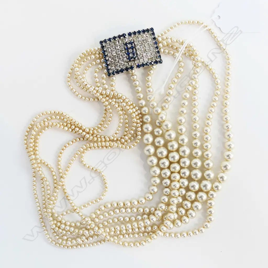 COSTUME 7 STRAND PEARL NECKLACE w. DIAMANTE CLASP Image 1++