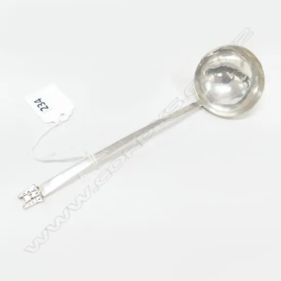 London 2002 SILVER CASTLE TOP LADLE