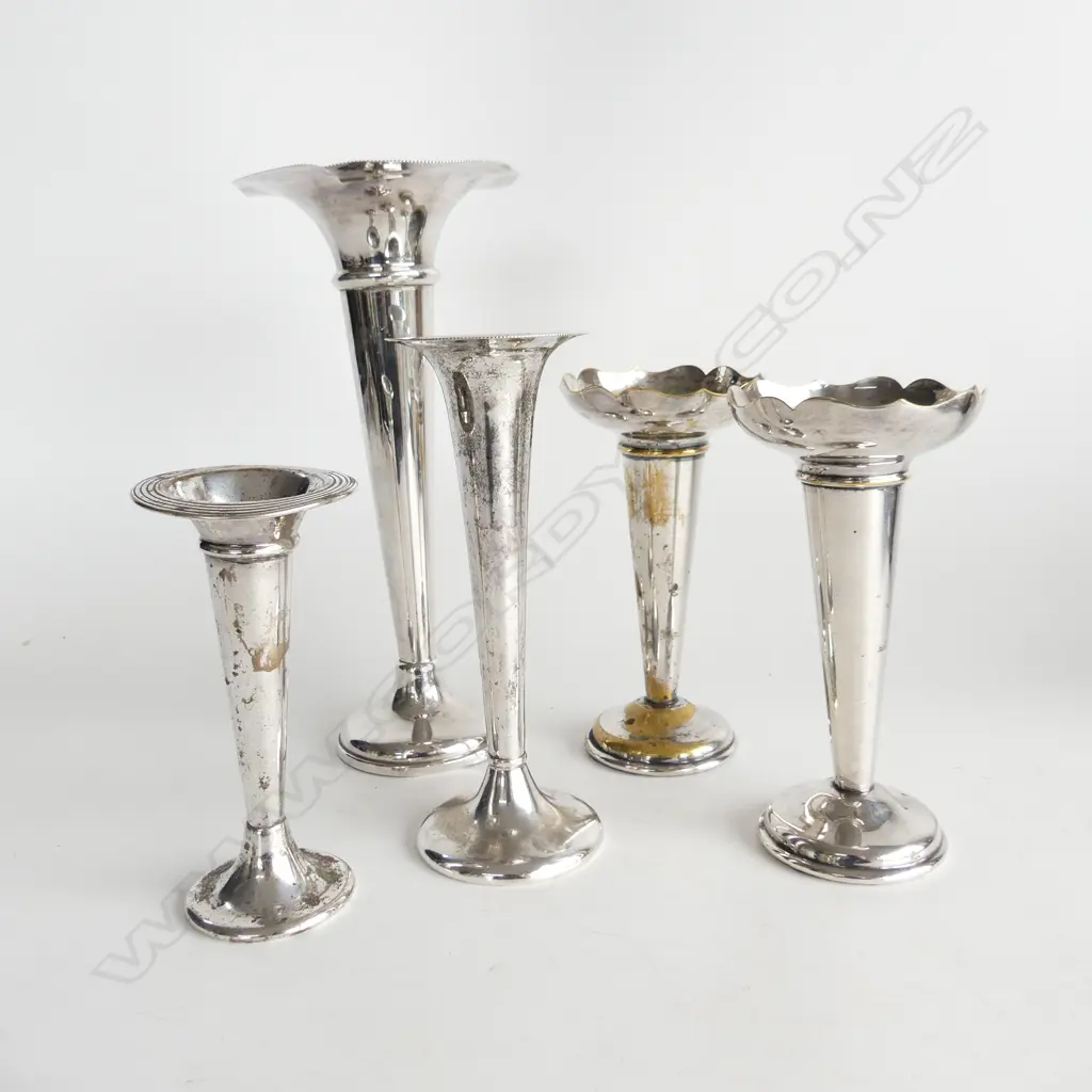5 SILVER PLATED TULIP VASES, VARYING SIZES & CONDITION Image 1++