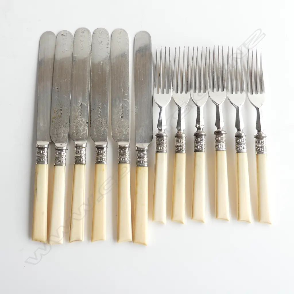 12 PIECE VICTORIAN IVORY & SILVER PLATE CUTLERY SET, 6 KNIVES & 6 FORKS, L.21CM Image 1++