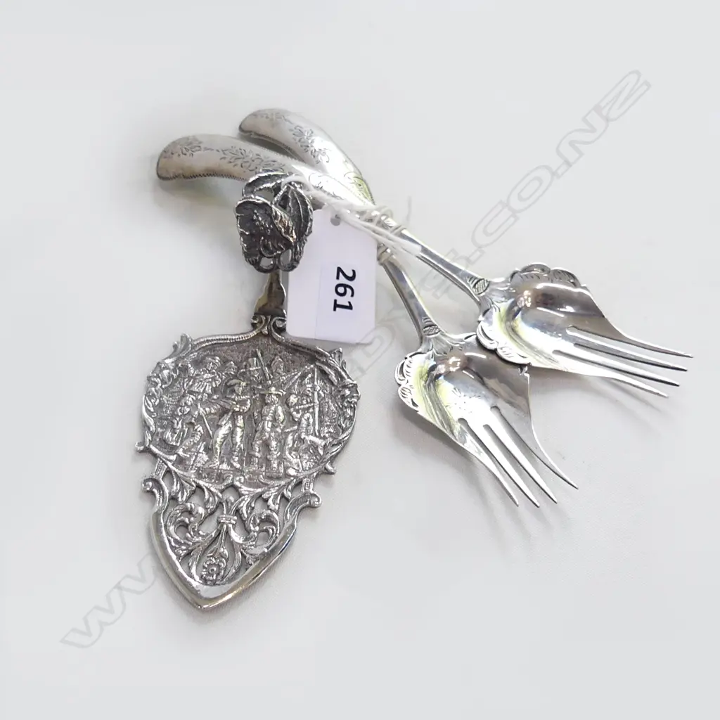 DUTCH SILVER SLICE AND TWO FORKS (1867) 70.61gm Image 1++