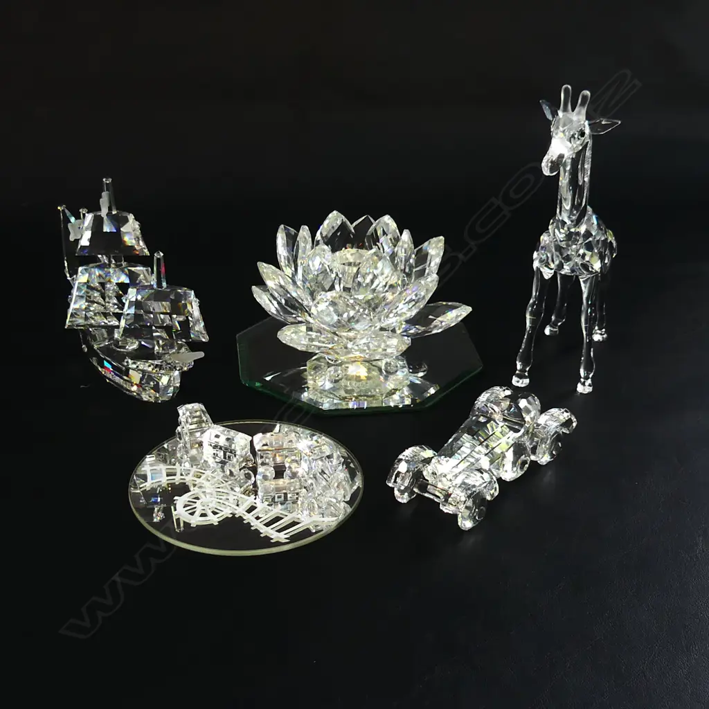 5 PCES SWAROVSKI CRYSTAL; LILY CANDLE HOLDER, SHIP, 5 PCE TRAIN, CAR, GIRAFFE - ALL IN ORIG. BOXES Image 1++