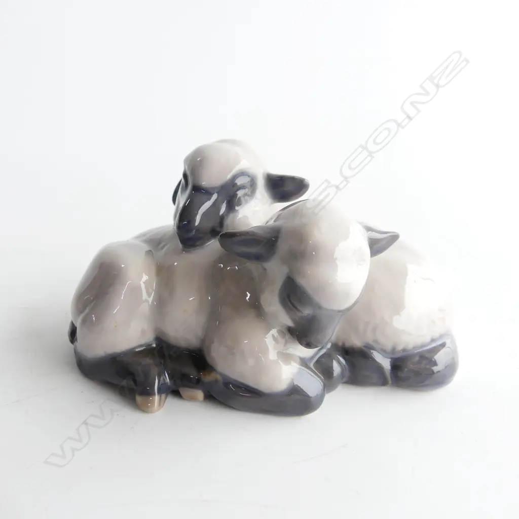 ROYAL COPENHAGEN LAMBS #2769 W.105mm Image 1++