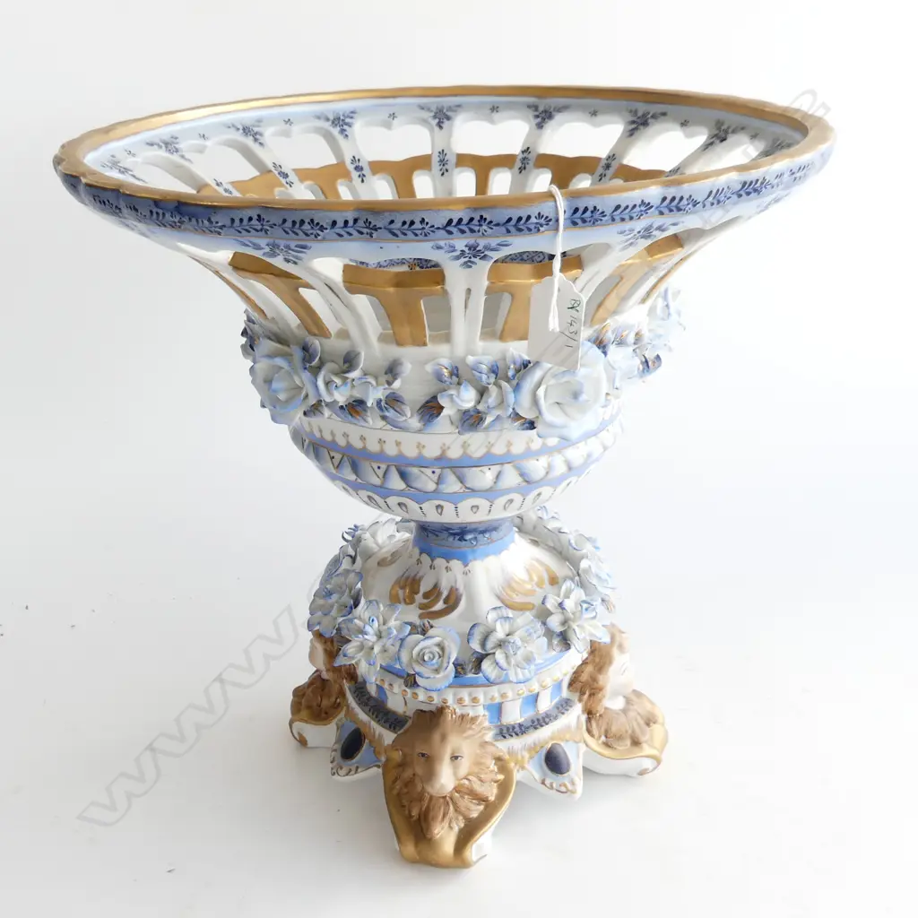 LARGE BLUE WHITE & GILT PORCLAIN  TABLE CENTER PC  H380MM DIA 380MM Image 1++