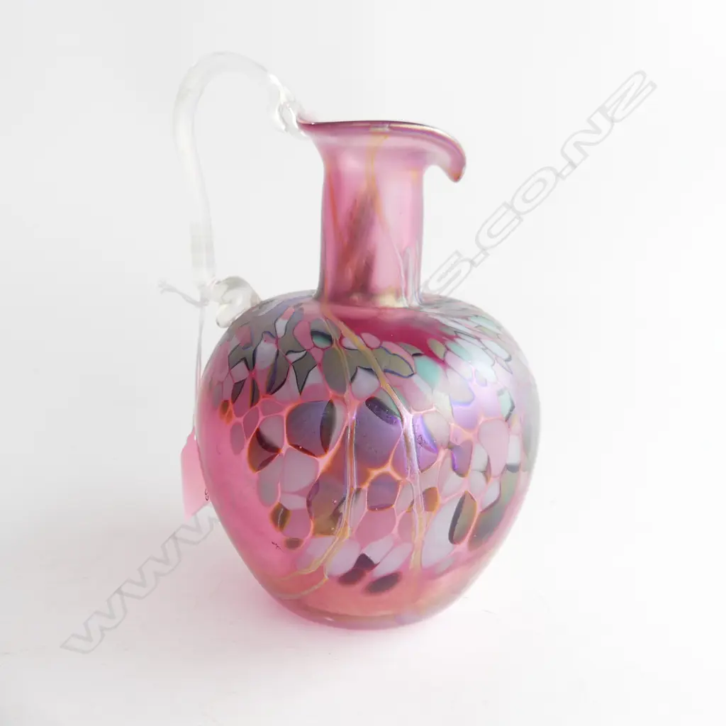 PINK LUSTRE JUG w MOTTLED BLUE & GREEN DECOR, SIGNED 1990, H.220mm Image 1++