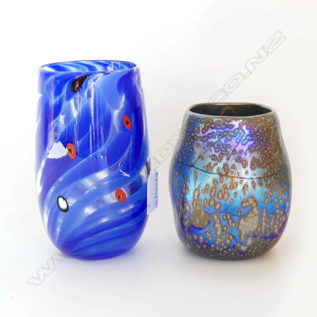 2 GARY NASH VASES H.150mm Image 1++
