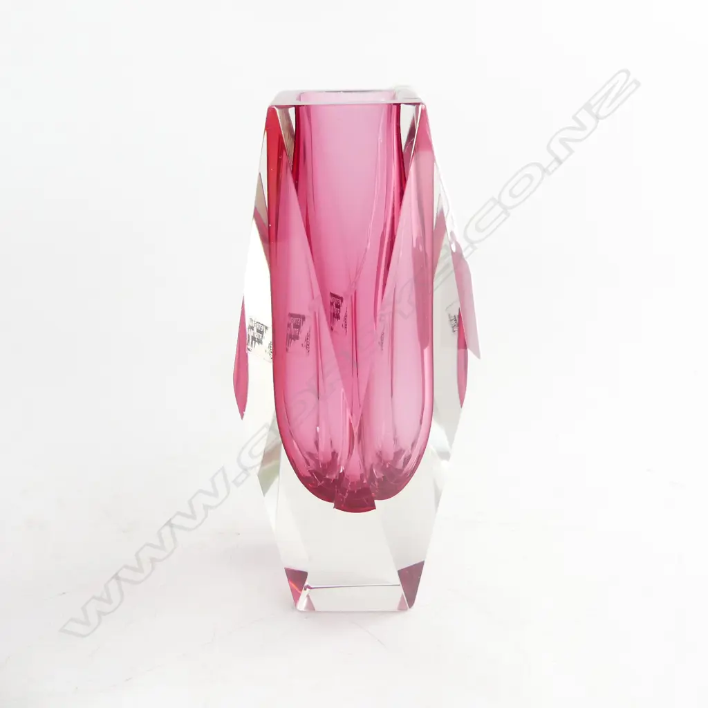 PINK MURANO SOMMERSO FACET CUT GLASS VASE, H.160mm Image 1++