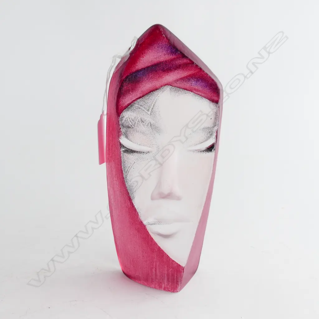 MATS JONASSON BATZEBA GLASS RED MASK SCULPTURE H.180mm Image 1++