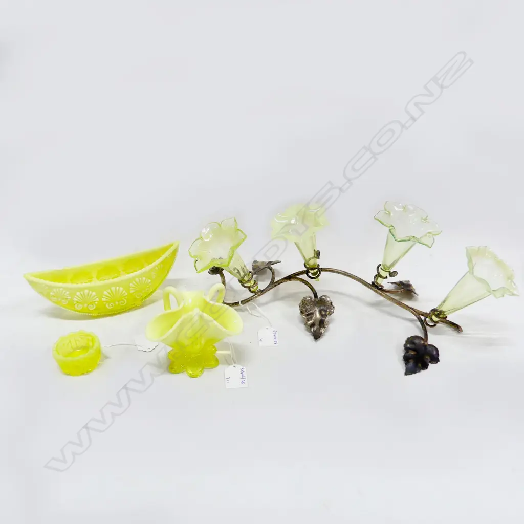3 PCS YELLOW FENTON GLASS LONGEST 190MM & EP & GLASS EPERGNE L340MM Image 1++