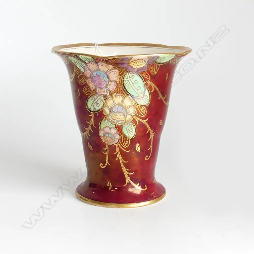 ROYAL WINTON FLARED VASE H 170 MM SOME INTERNAL MARKS Image 1++