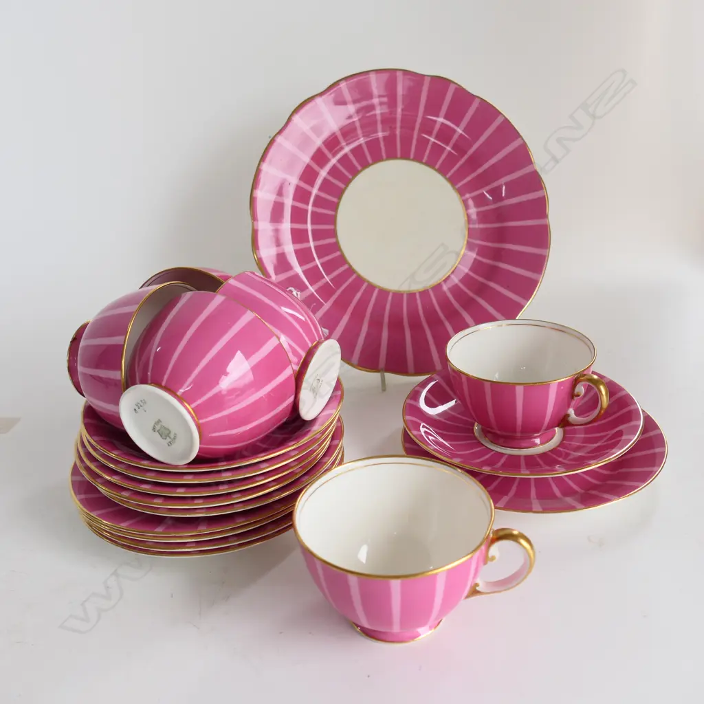 PINK STRIPED BONE CHINA TRIOS, AYNSLEY, 6 CUPS & SAUCERS, 5 SIDES & 1 LRG PLATE Image 1++